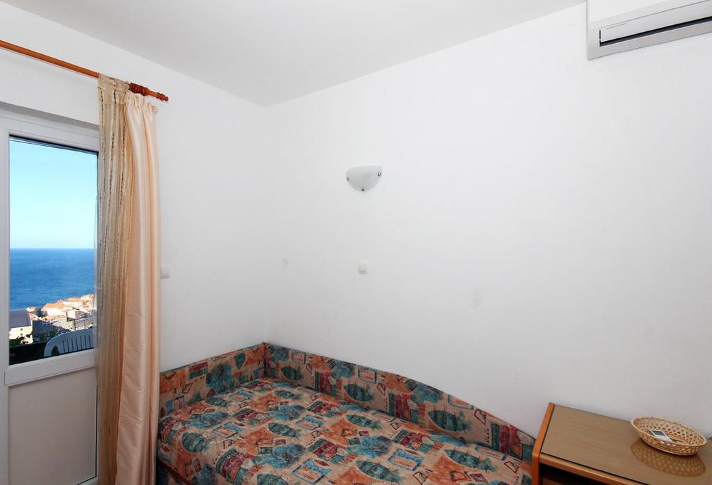 Apartment Near Old Town